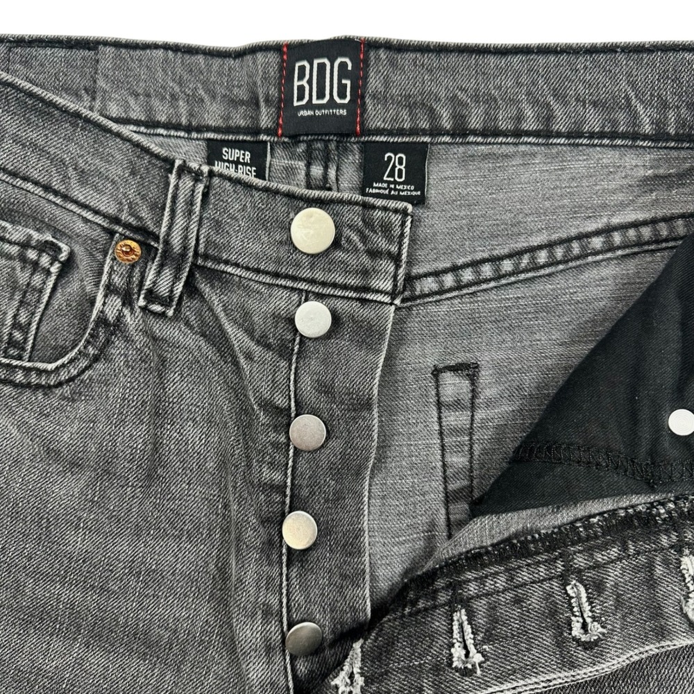 BDG Urban Outfitters Super High Rise Flare Jeans Washed Black Gray Sz 28 - Picture 3 of 11